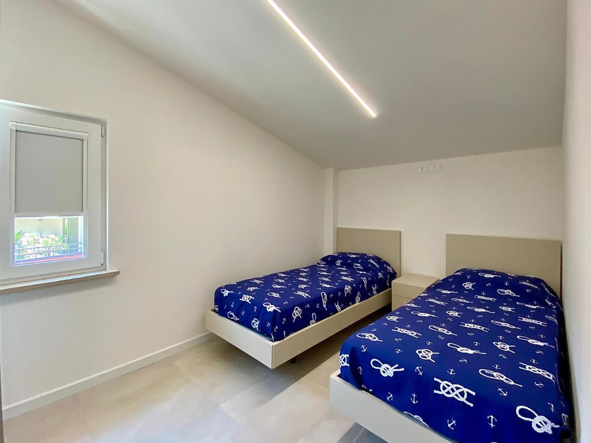 Em Apartments Линьяно-Саббьядоро Экстерьер фото